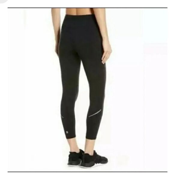 SWEATY BETTY multi sport gym leggings, 7/8 length, size S - Picture 3 of 5